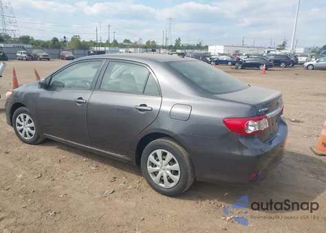 2011 Toyota Corolla Le z USA, uszkodzony, nr VIN JTDBU4EEXB9137955